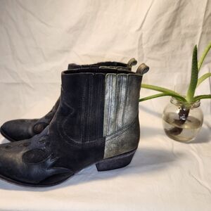 MATISSE ROYSTON SILVER CUT OUT WOMAN ANKLE BOOTS DISTRESSED LEATHER SIZE 10 M